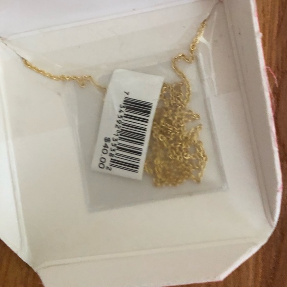 Gold Giraffe Necklace - Picture 3 of 3